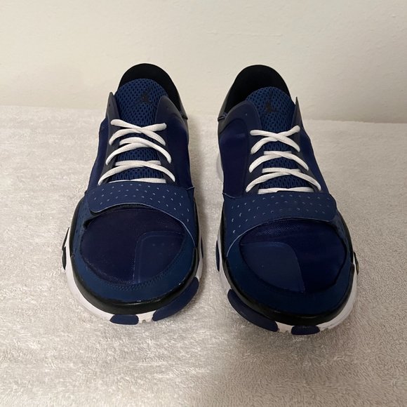 Nike Air Jordan 2013 Trunner Dominate - Picture 3 of 6